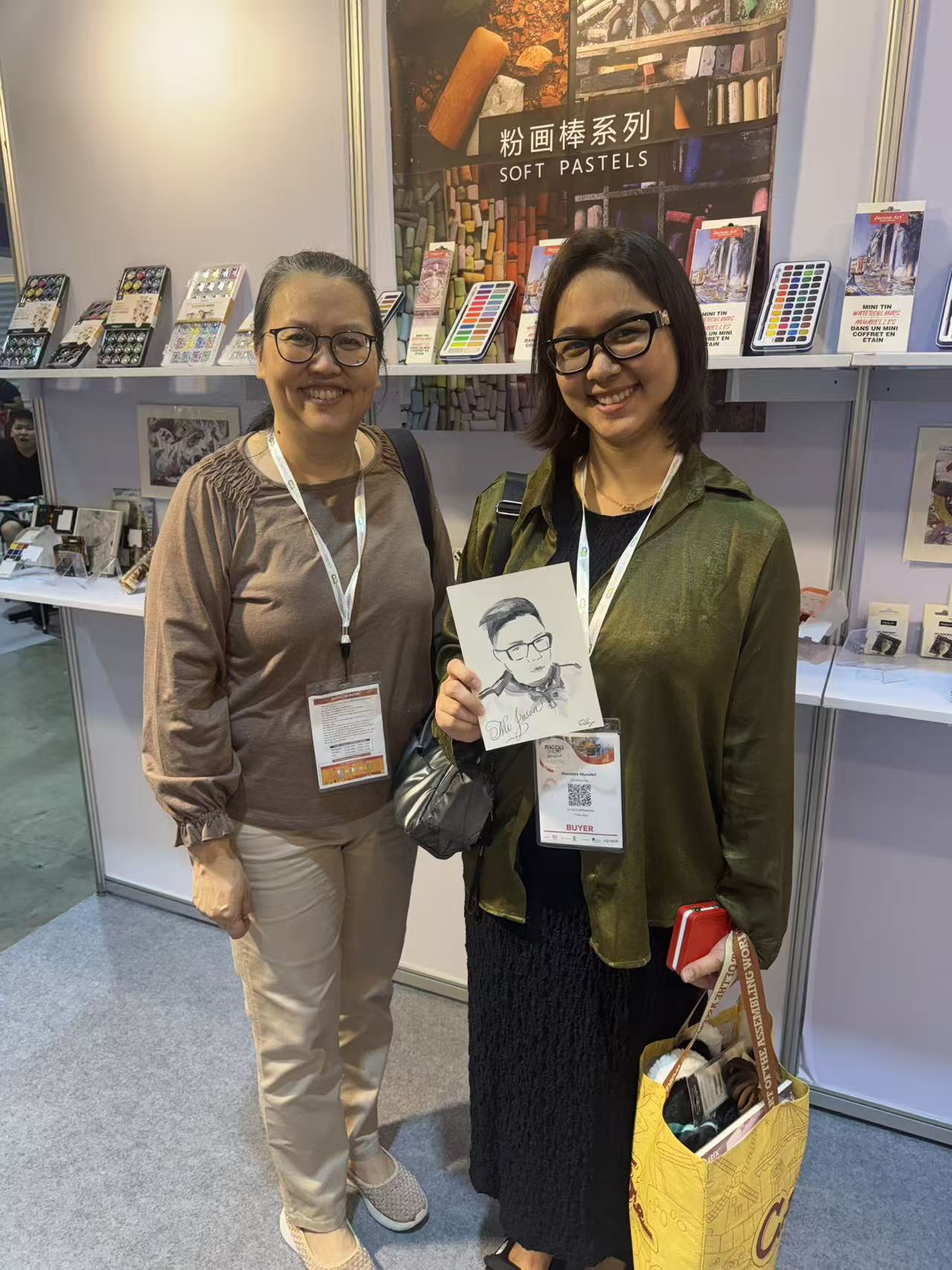 Artistcolorfun Founder with Global Art Supply Client at MEGA SHOW Bangkok 2026 - 08